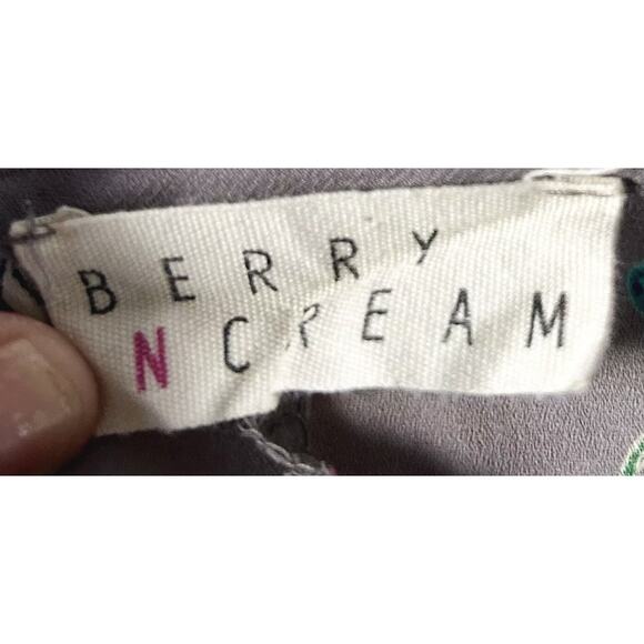 Berry N Cream Large Sheer Gray Floral Dream Catcher Open Front Kimono - Picture 5 of 6